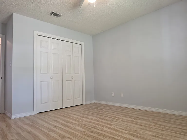 6900 Calle De Caballero — Photo 27