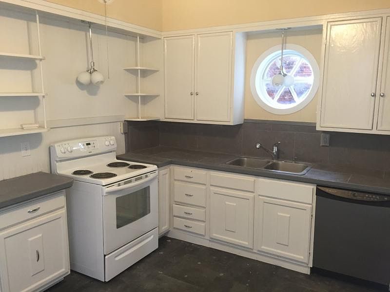1st image of 107 N 2nd St