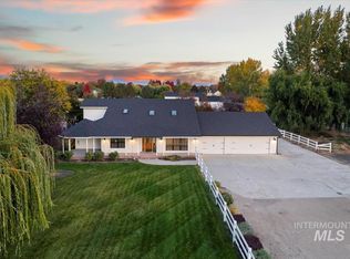 8966 Arden Ct, Middleton, ID 83644