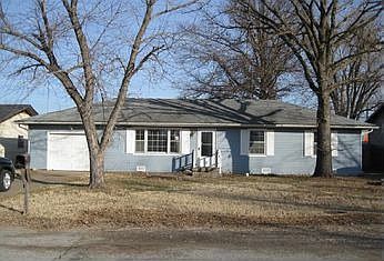 1st image of 2406 Lincoln Ave