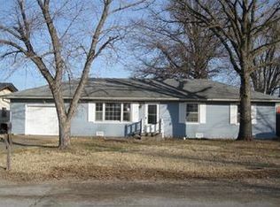 2406 Lincoln Ave, Baxter Springs, KS 66713