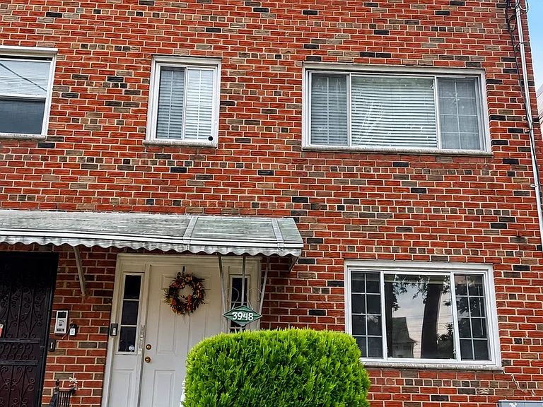 3948 De Reimer Ave #1 — Photo 1