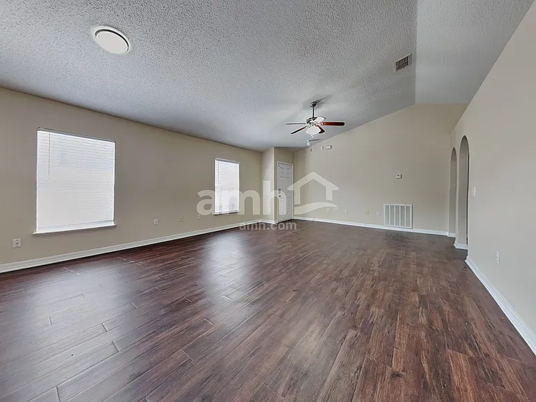 30312 Rattana Ct — Photo 5