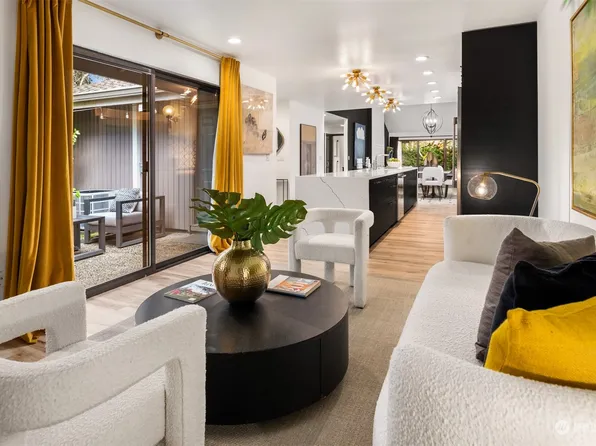 166 140th Place NE, Bellevue, WA 98007