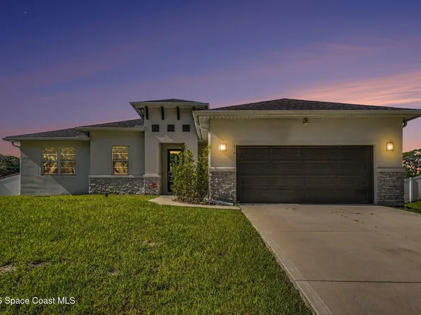 414 Caribbean St SE, Palm Bay, FL 32909