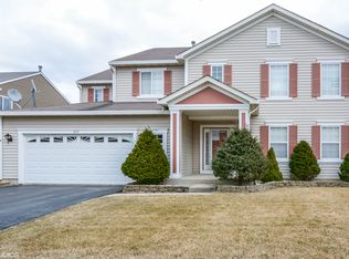 1051 Aster Ct, Mundelein, IL 60060