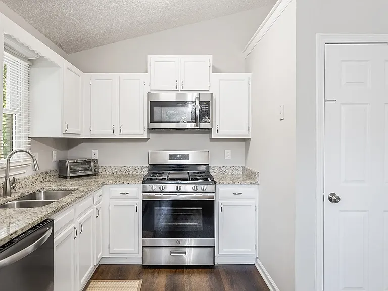 14 Villa Rosa Ln — Photo 11