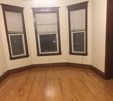 5th image of 3331 N Hamilton Ave #1