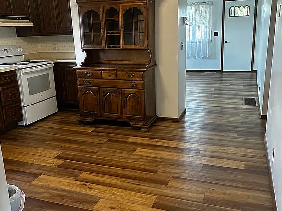 5th image of 2665 Fork Ridge Rd #1