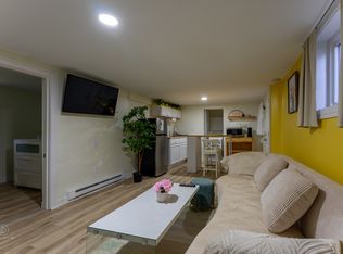 6337 S Saint Lawrence Ave #G, Chicago, IL 60637