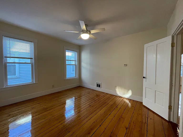 30 Wyatt St #1 — Photo 11