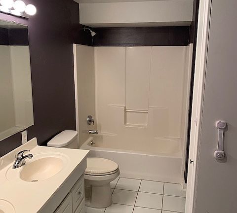 3rd image of 3371-3391-3393 E G Ave #17542136