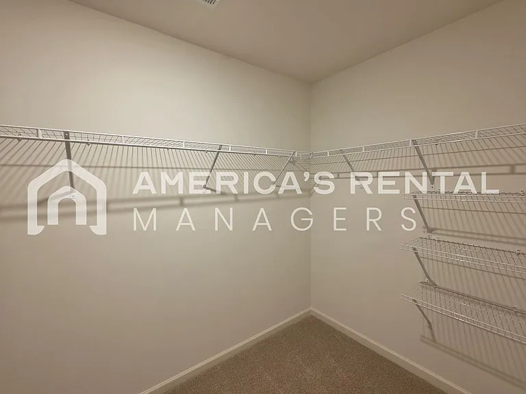 605 Acorn Ct — Photo 63