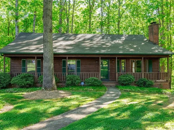 821 Smoke Tree Cir, Lewisville, NC 27023