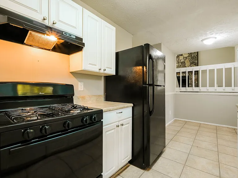 4707 Greenway Rd — Photo 10