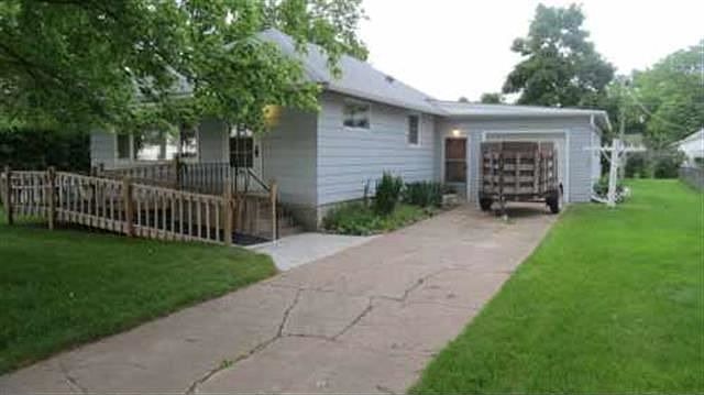 1st image of 372 W C St