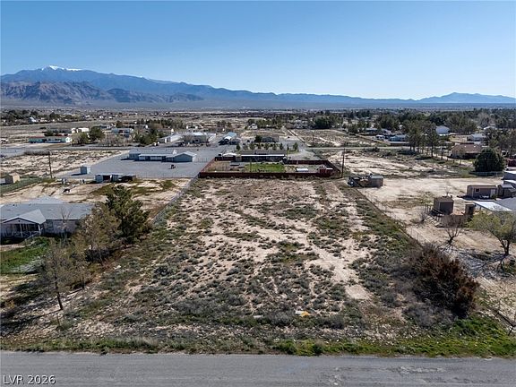 4th image of 4741 Melissa Ln