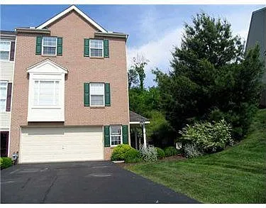 1451 Meadowbrook Dr photo 1
