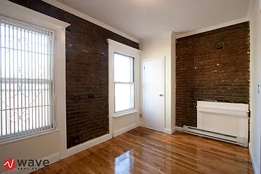 Rented by Wave Real Estate Group