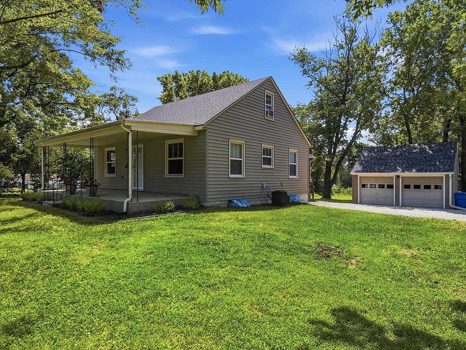 1st image of 3823 NW Topeka Blvd