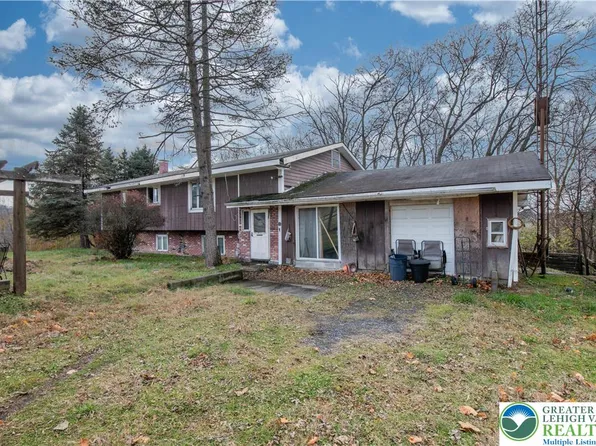 8 High St, Easton, PA 18042