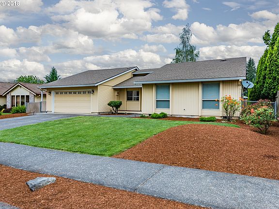 2nd image of 408 NE 132nd St