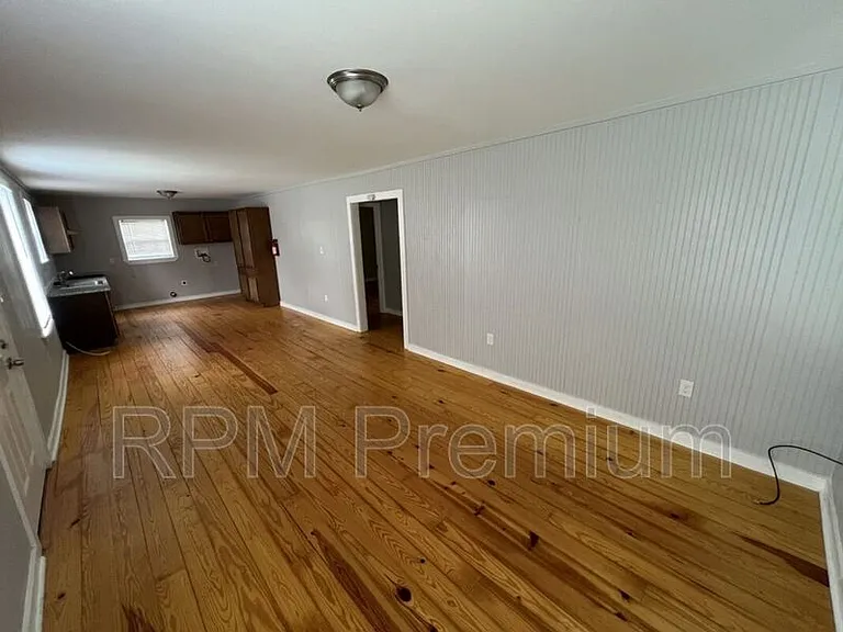 3647 Mission Dr — Photo 6