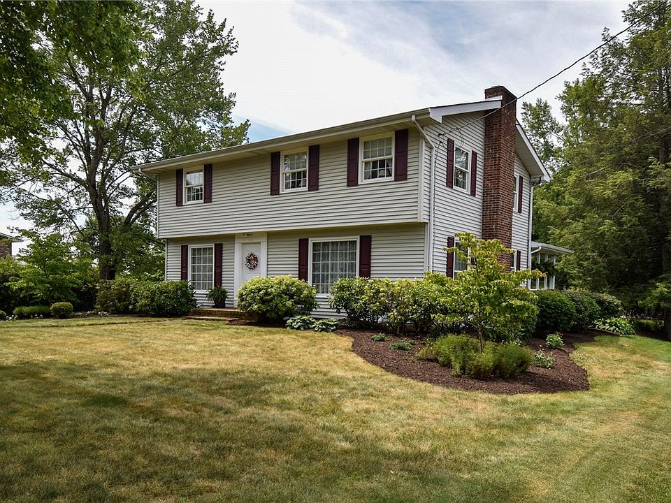 1st image of 308 Silverview Dr