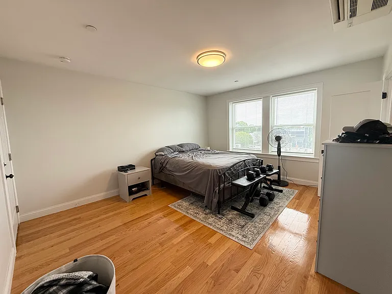 325 Newport Ave #41 — Photo 13