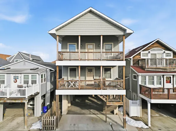 62 Delaware Ave, Long Beach, NY 11561