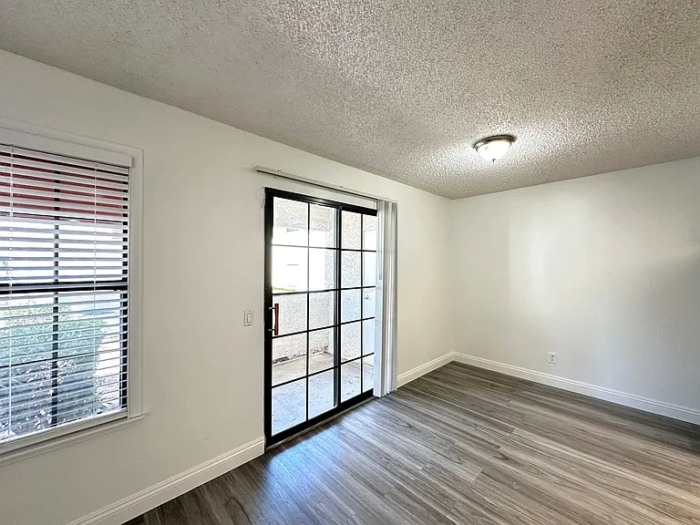 6687 W Tropicana Ave #102 — Photo 6