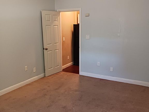 5th image of 806 Butte St #806