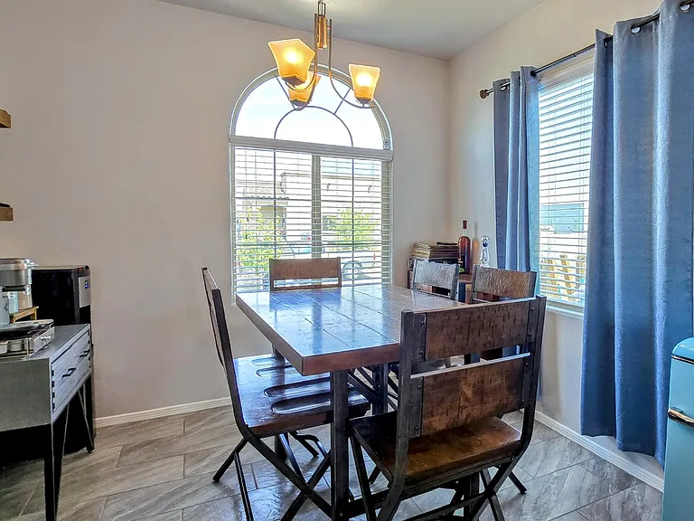683 Codford Dr — Photo 13