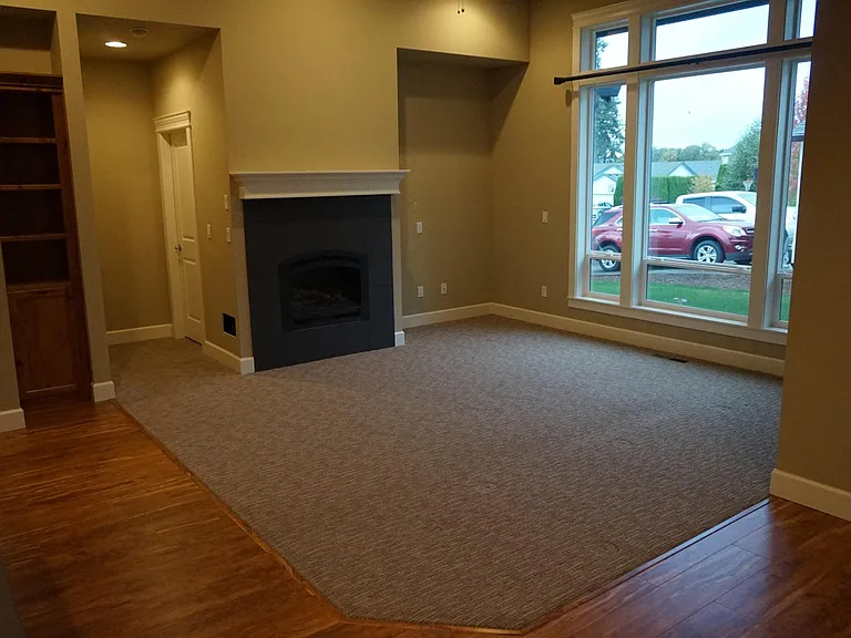 102 N Depot St — Photo 7