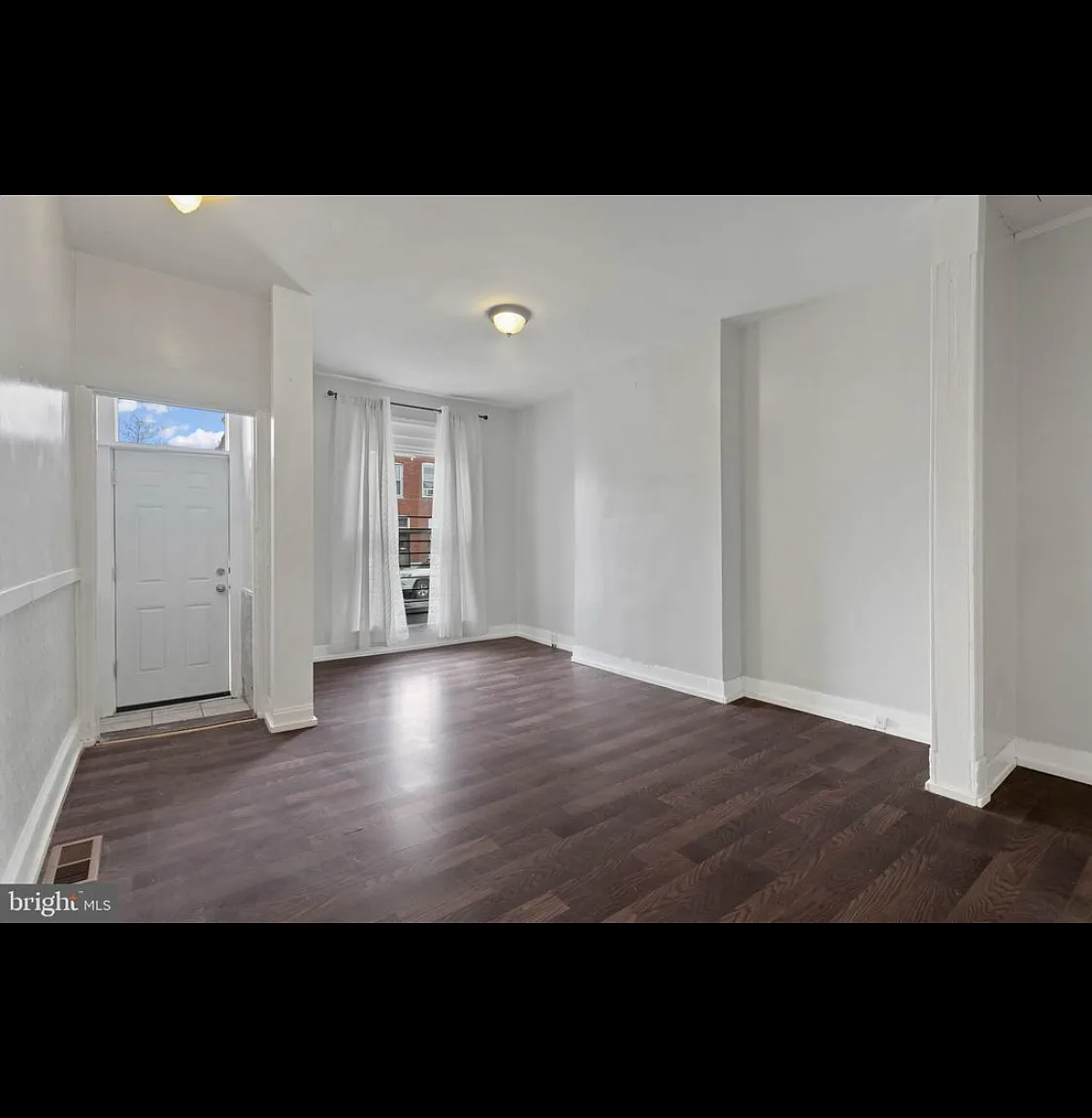 3 bed, 1200 sqft, $1,600 — Photo 4