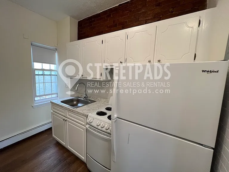 58 S Huntington Ave #1 — Photo 3