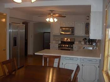 3rd image of 4504 N Ottawa Ave