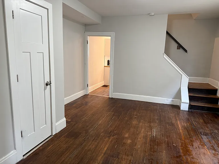 2118 Indiana Ave — Photo 4