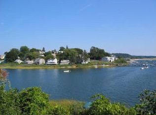 15 Cove Rd, Ipswich, MA 01938