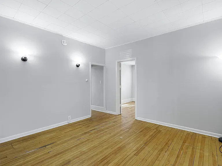 3433 Aldrich Ave S — Photo 11