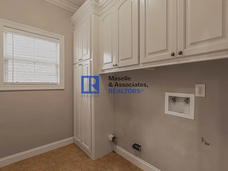 403 Evian Way — Photo 16