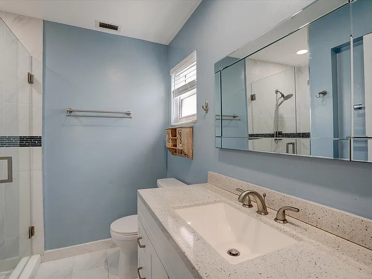 2086 SW 12th Ave — Photo 26