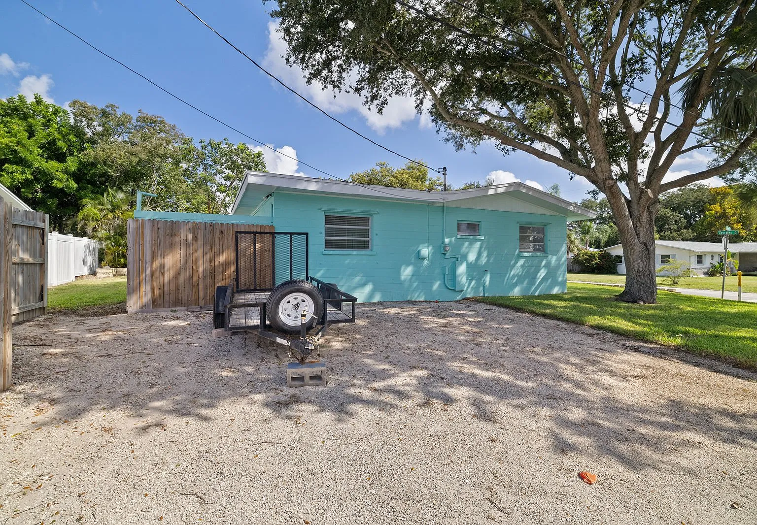 2 bed, 1376 sqft, $3,000 — Photo 3