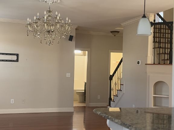 4th image of 2131 Coleman Dr