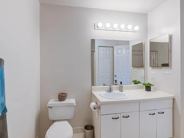 Seagrass Cove Apartment Homes — Photo 8