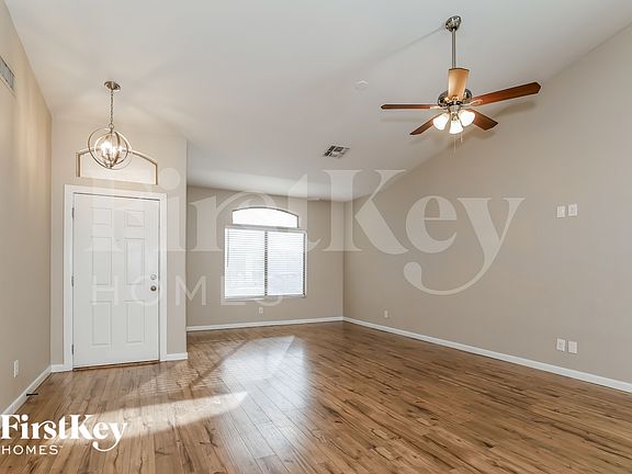 3rd image of 10760 W Sands Dr