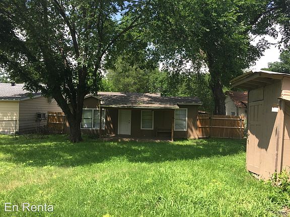 2nd image of 8319 Whitney Dr