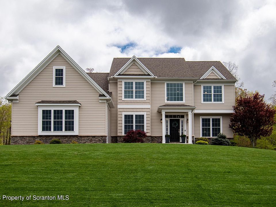 1117 Woodberry Dr, Mountain Top, PA 18707 Zillow