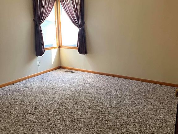 5th image of 1417 W Noel Ave