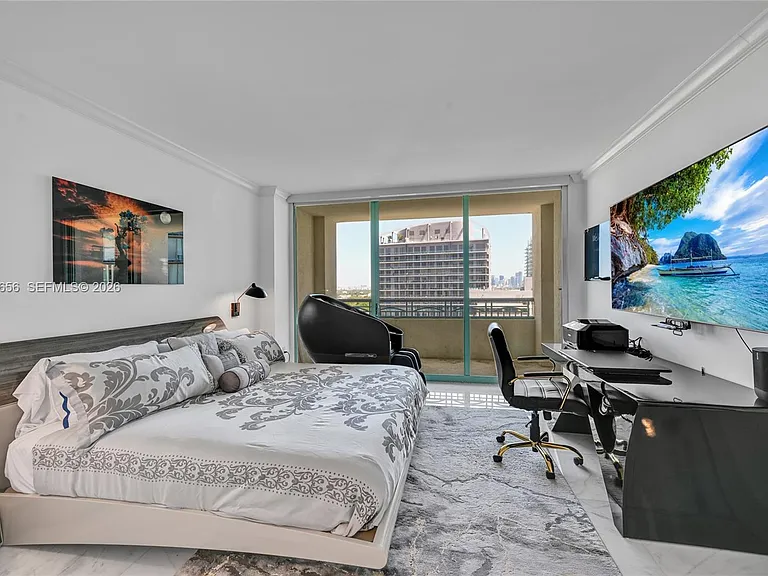 3350 SW 27th Ave #1908 — Photo 7